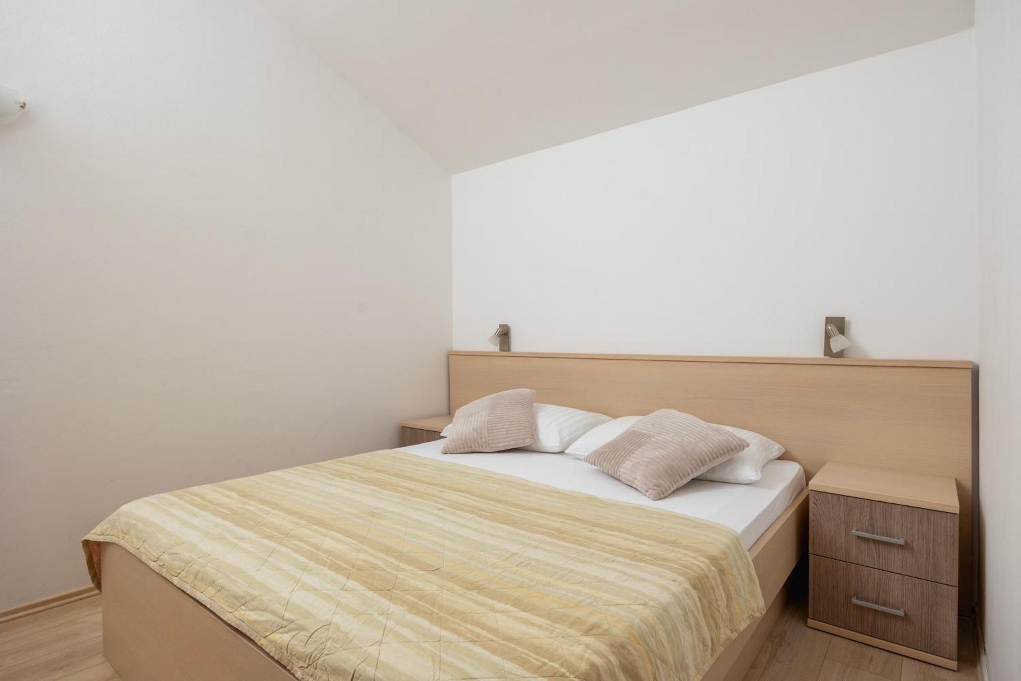 Premium Apartments - Lavica Beach Подстрана Экстерьер фото