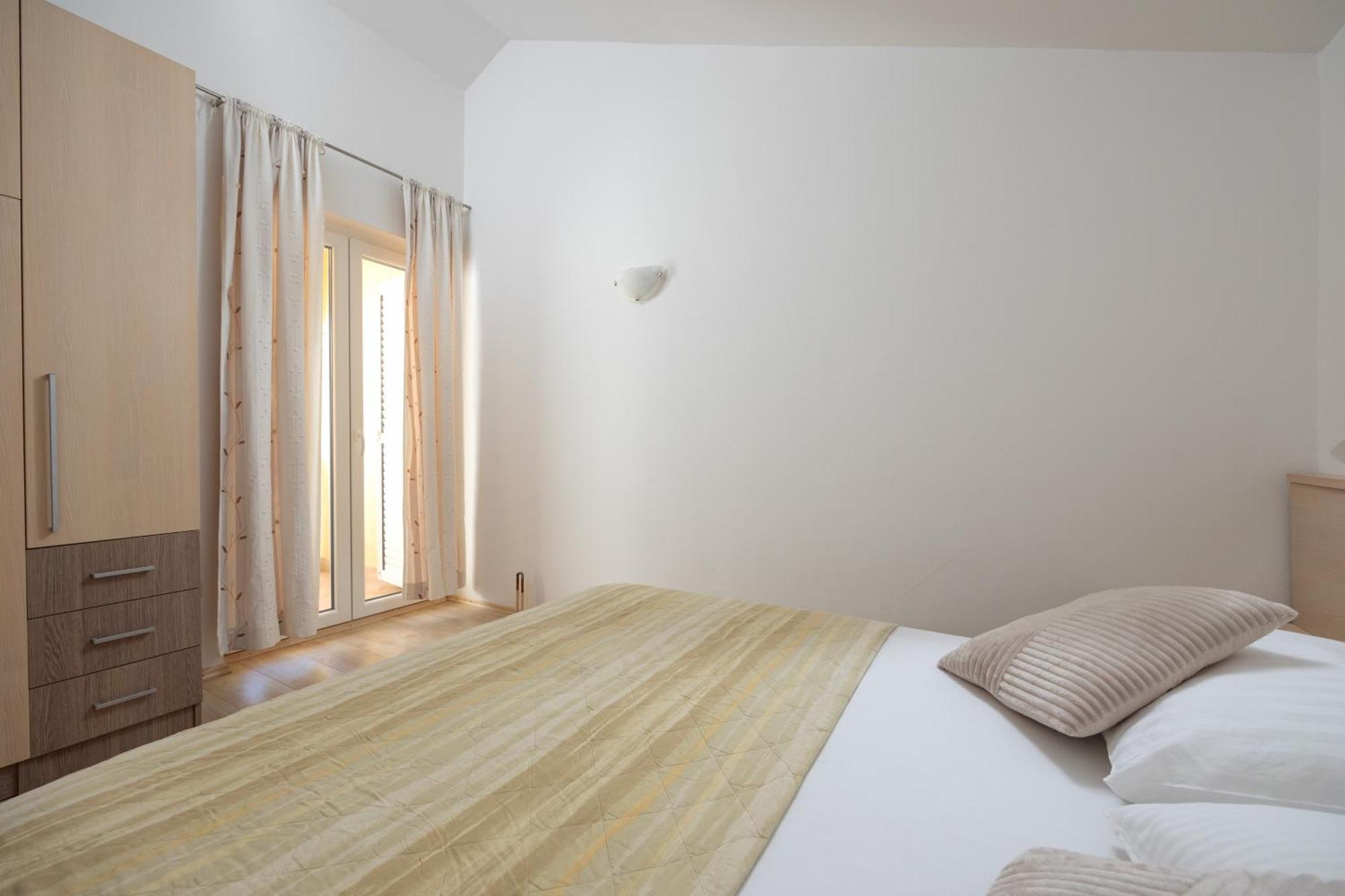 Premium Apartments - Lavica Beach Подстрана Экстерьер фото